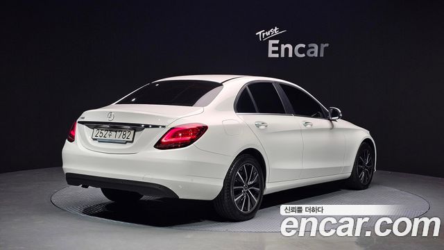 Mercedes-Benz C-Class C200