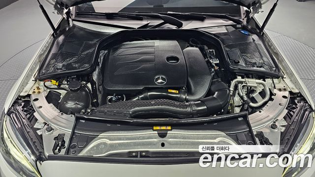 Mercedes-Benz C-Class C200