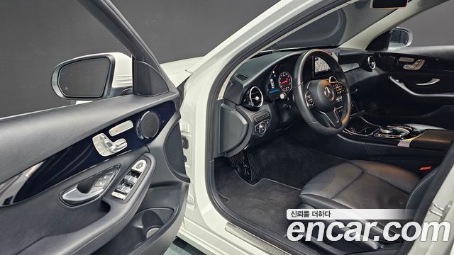 Mercedes-Benz C-Class C200