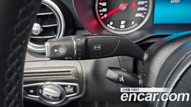 Mercedes-Benz C-Class C200
