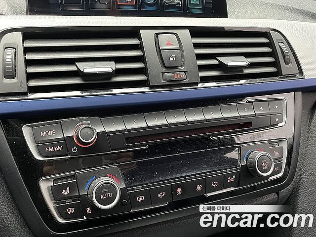 BMW 4-Series 428i M Sport Convertible