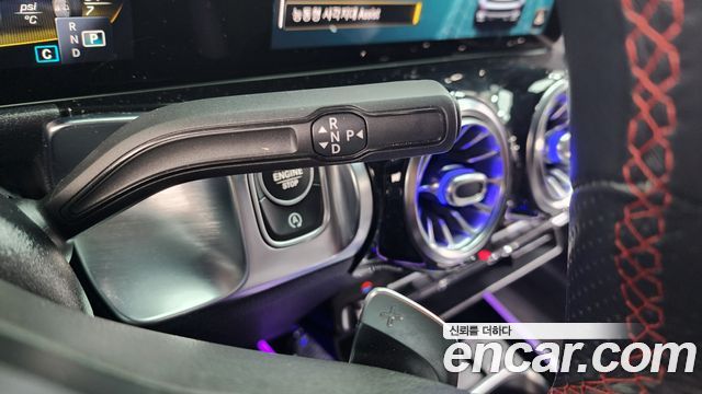 Mercedes-Benz GLB-Class AMG GLB35 4MATIC
