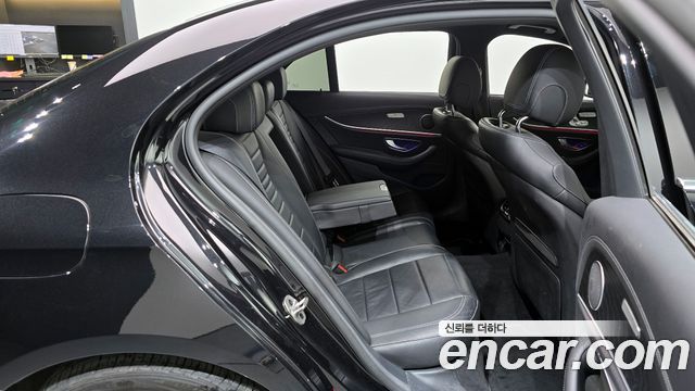 Mercedes-Benz E-Class E250 AMG Line