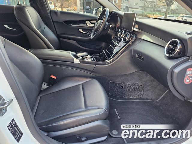 Mercedes-Benz C-Class C200