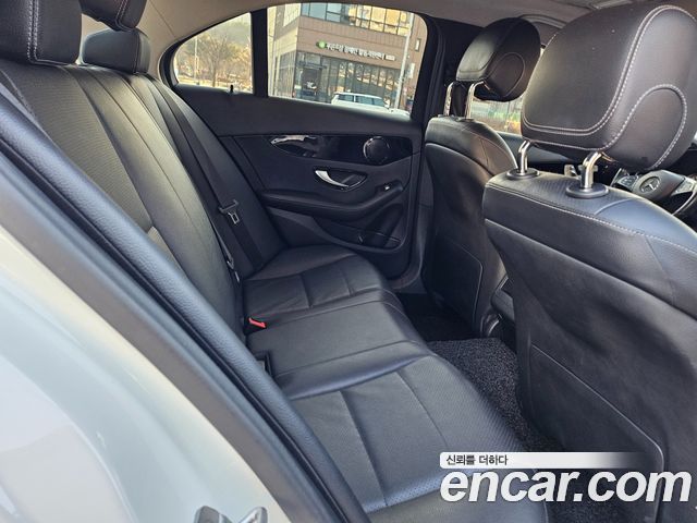 Mercedes-Benz C-Class C200