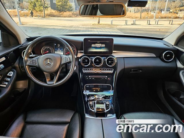 Mercedes-Benz C-Class C200