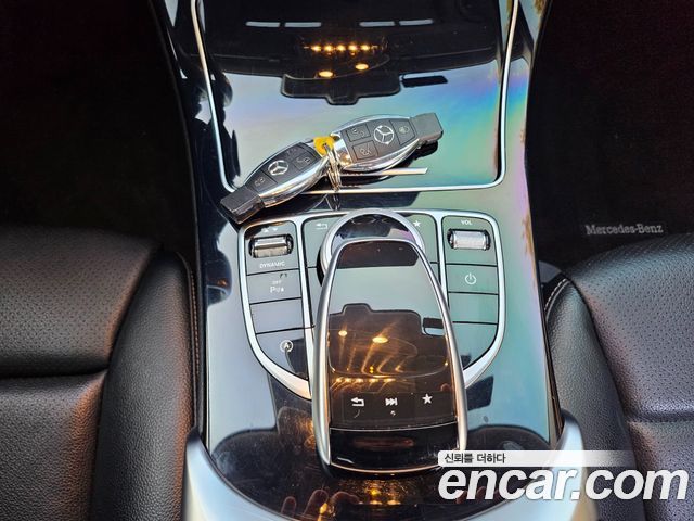 Mercedes-Benz C-Class C200