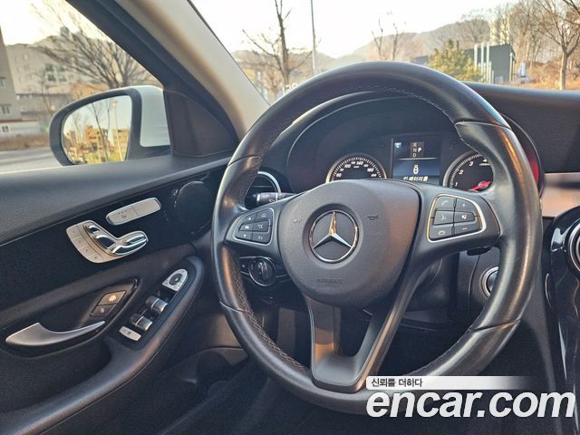 Mercedes-Benz C-Class C200