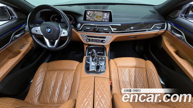 BMW 7-Series 740Li xDrive Design Pure Excellence