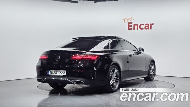 Mercedes-Benz E-Class E220d Coupe