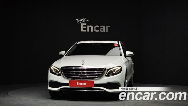 Mercedes-Benz E-Class E300 Exclusive