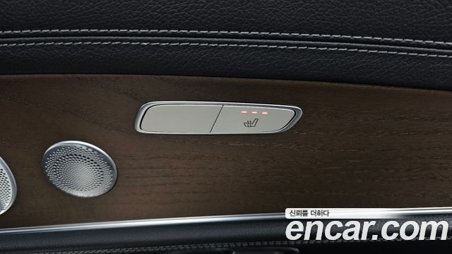 Mercedes-Benz E-Class E300 Exclusive