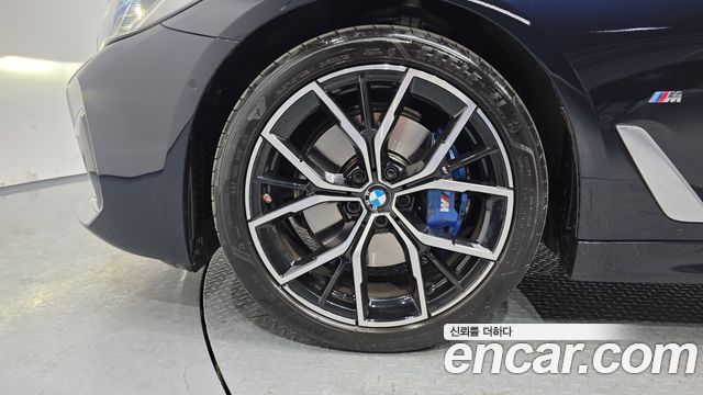 BMW 5-Series 530i M Sport Package