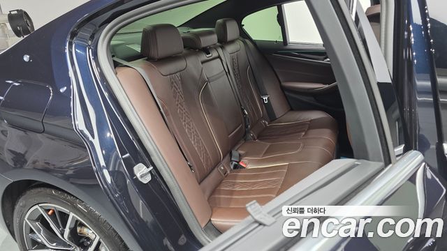 BMW 5-Series 530i M Sport Package