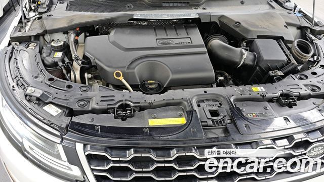 Land Rover Range Rover Evoque P250 R-Dynamic SE
