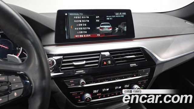 BMW 5-Series 520d M Sport package