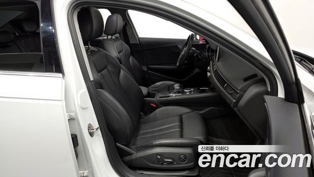 Audi A4 30 TDI Premium