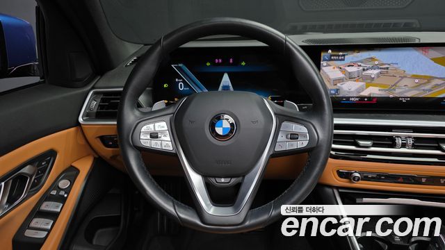 BMW 3-Series 320i