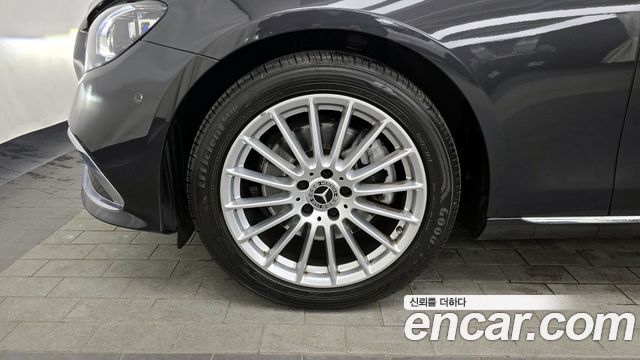 Mercedes-Benz E-Class E250 Exclusive