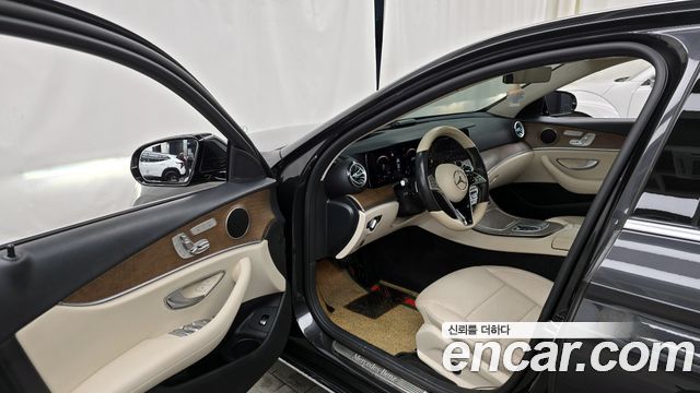 Mercedes-Benz E-Class E250 Exclusive