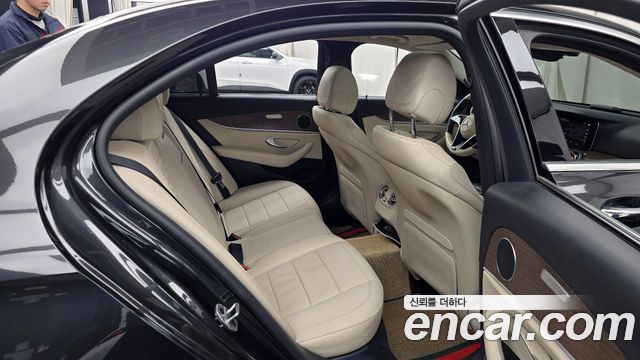 Mercedes-Benz E-Class E250 Exclusive