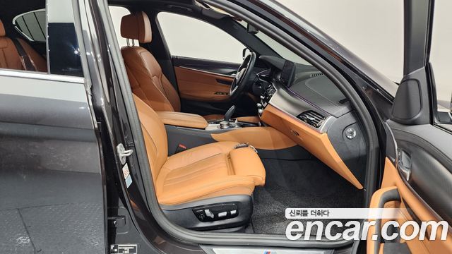 BMW 5-Series 520i M Sport