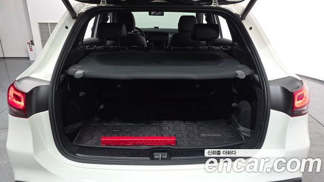 Mercedes-Benz GLA-Class GLA220