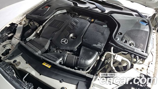 Mercedes-Benz CLS-Class CLS300d AMG Line