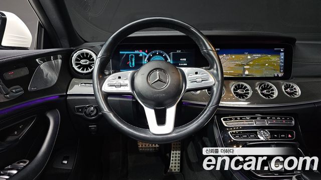 Mercedes-Benz CLS-Class CLS300d AMG Line