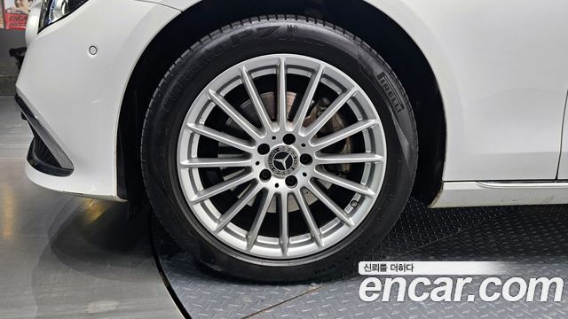 Mercedes-Benz E-Class E250 Exclusive