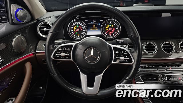 Mercedes-Benz E-Class E220d Avantgarde