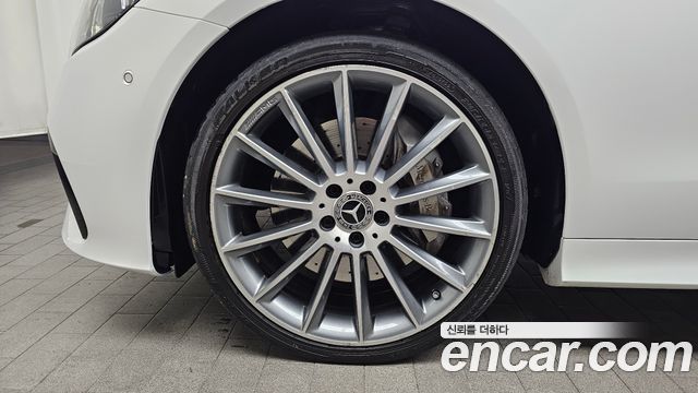 Mercedes-Benz E-Class E450 4MATIC Coupe