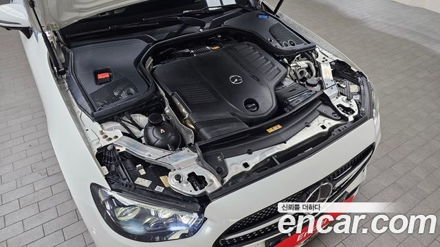 Mercedes-Benz E-Class E450 4MATIC Coupe