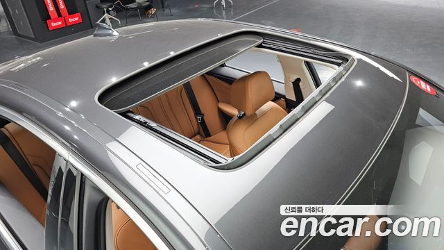BMW 5-Series 520i Luxury