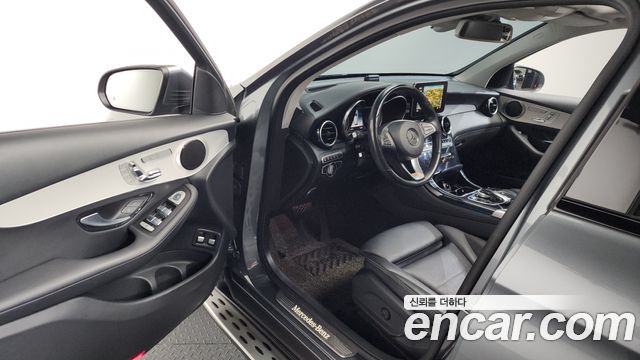 Mercedes-Benz GLC-Class GLC350e 4MATIC Premium
