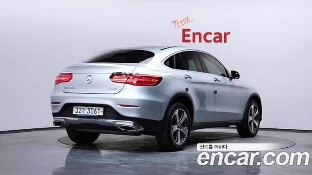 Mercedes-Benz GLC-Class GCL300 4MATIC Coupe