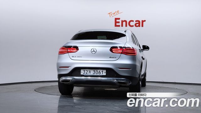 Mercedes-Benz GLC-Class GCL300 4MATIC Coupe