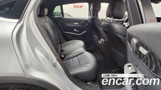 Mercedes-Benz GLC-Class GCL300 4MATIC Coupe