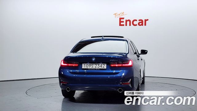 BMW 3-Series 320d Luxury