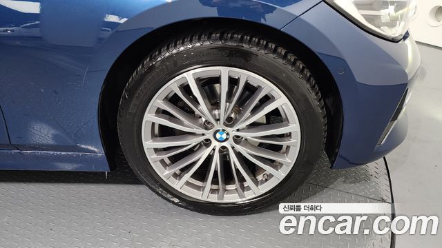 BMW 3-Series 320d Luxury