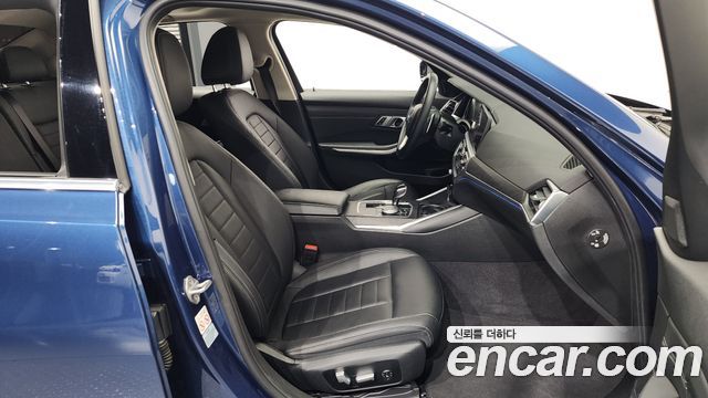 BMW 3-Series 320d Luxury