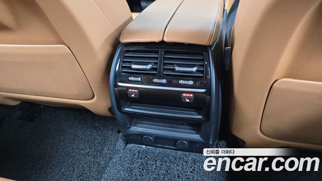 BMW 5-Series 520i Luxury