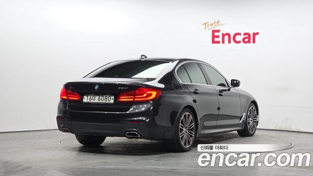 BMW 5-Series 530i xDrive M Sport Package Plus