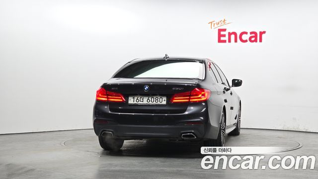 BMW 5-Series 530i xDrive M Sport Package Plus