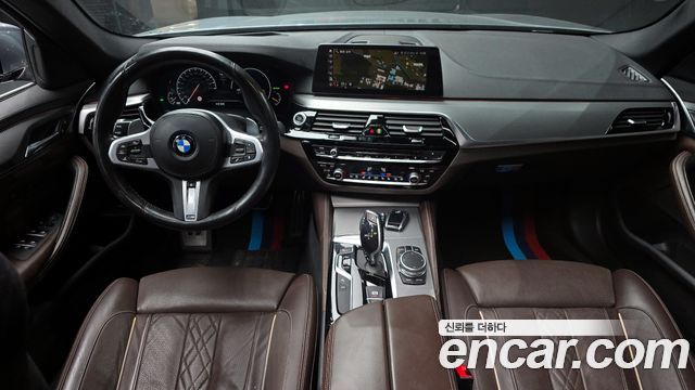 BMW 5-Series 520d xDrive M Sport Package Plus