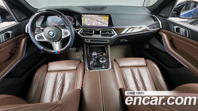 BMW X5 M50d First Edition