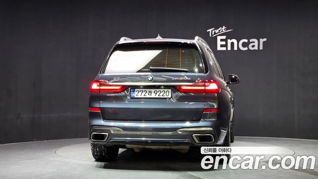 BMW X7 M50d