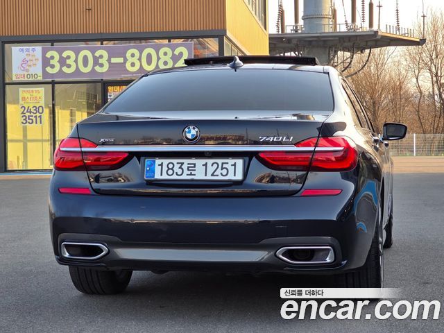 BMW 7-Series 740Li xDrive M Sport Package