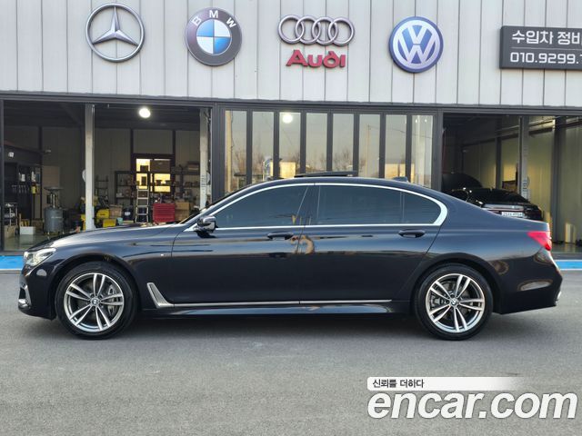 BMW 7-Series 740Li xDrive M Sport Package