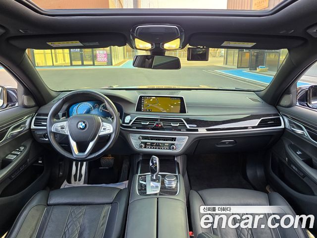 BMW 7-Series 740Li xDrive M Sport Package